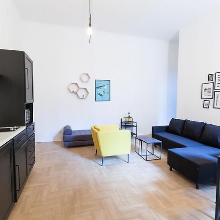 Stylish Ernesto Apartamento Budapeste Exterior foto